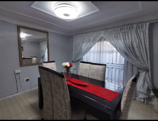 3 BEDROOM HOUSE FOR SALE IN EVATON WEST